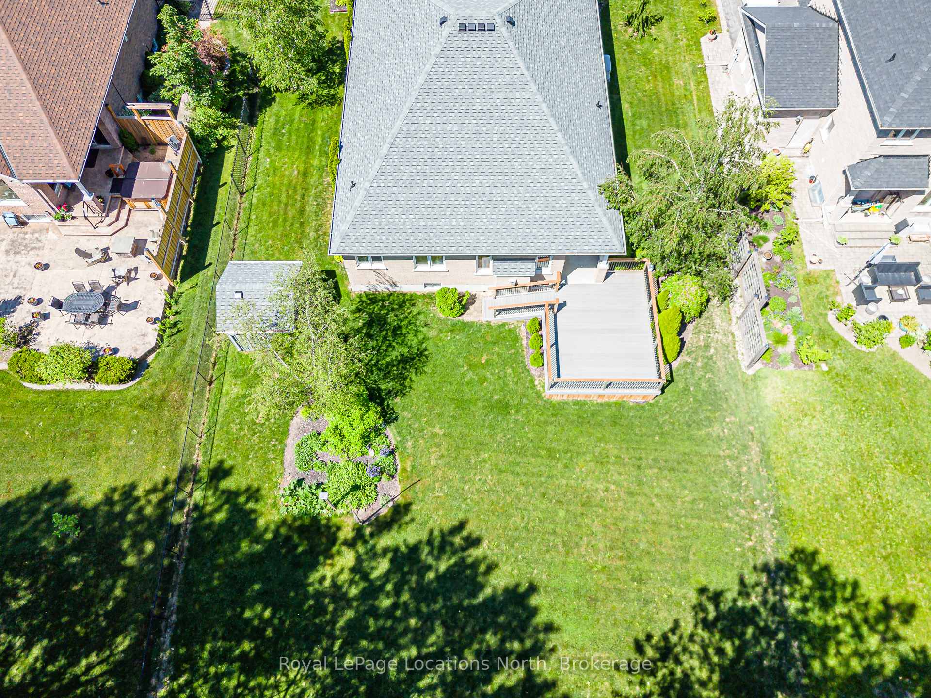 Photo 46 of 19 Kells Crescent, Collingwood — HOMEH