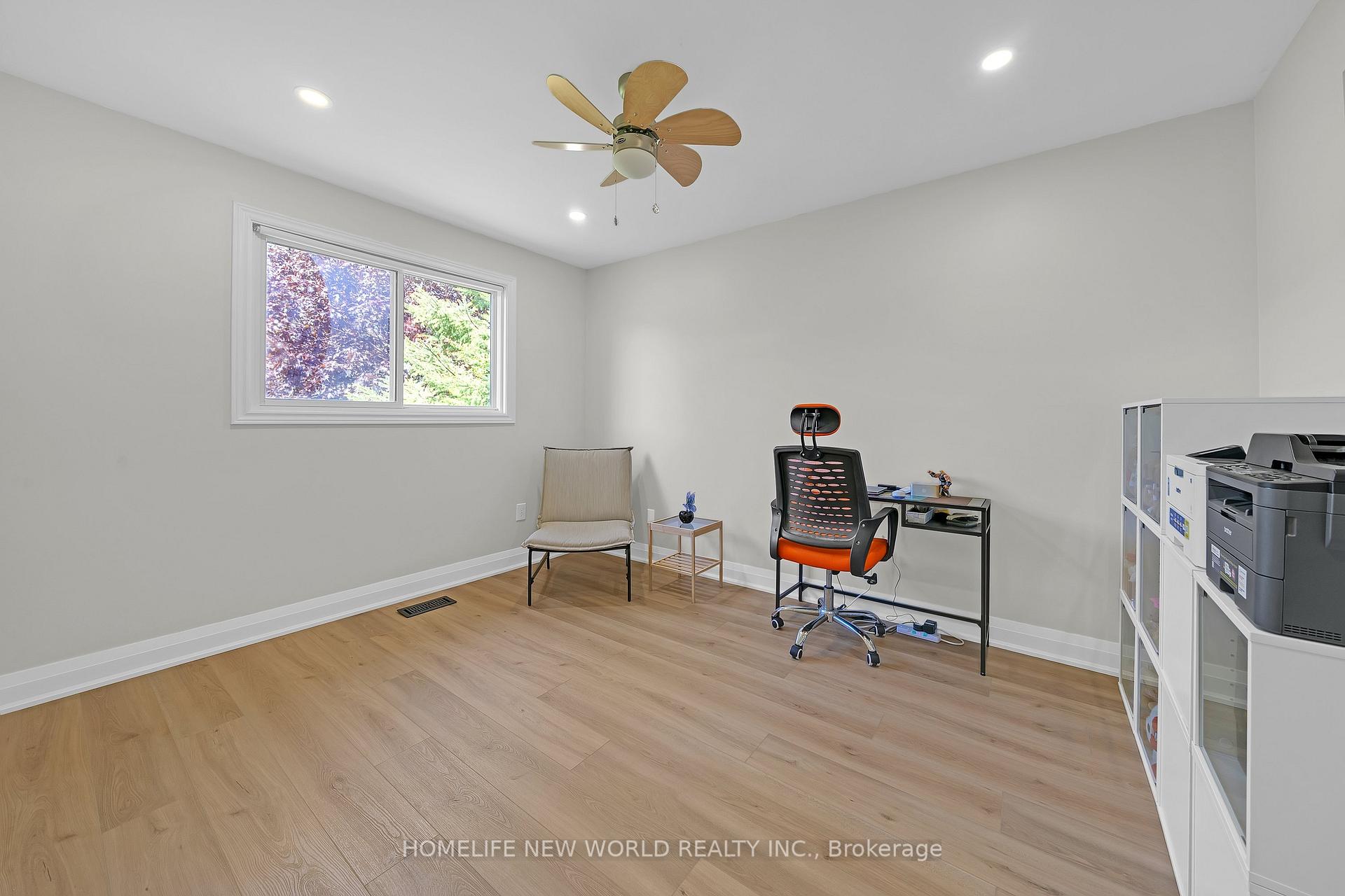 Photo 23 of 351 Millard Street, Whitchurch-Stouffville, Stouffville — HOMEH