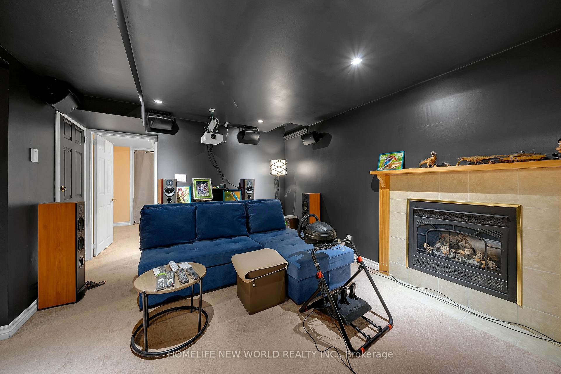 Photo 27 of 351 Millard Street, Whitchurch-Stouffville, Stouffville — HOMEH
