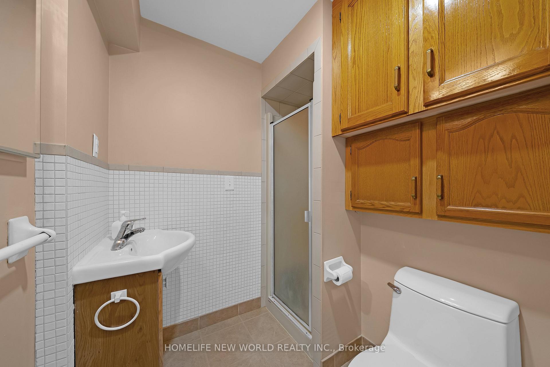 Photo 28 of 351 Millard Street, Whitchurch-Stouffville, Stouffville — HOMEH