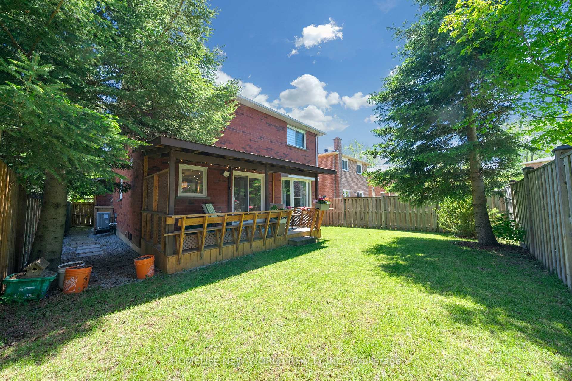 Photo 36 of 351 Millard Street, Whitchurch-Stouffville, Stouffville — HOMEH