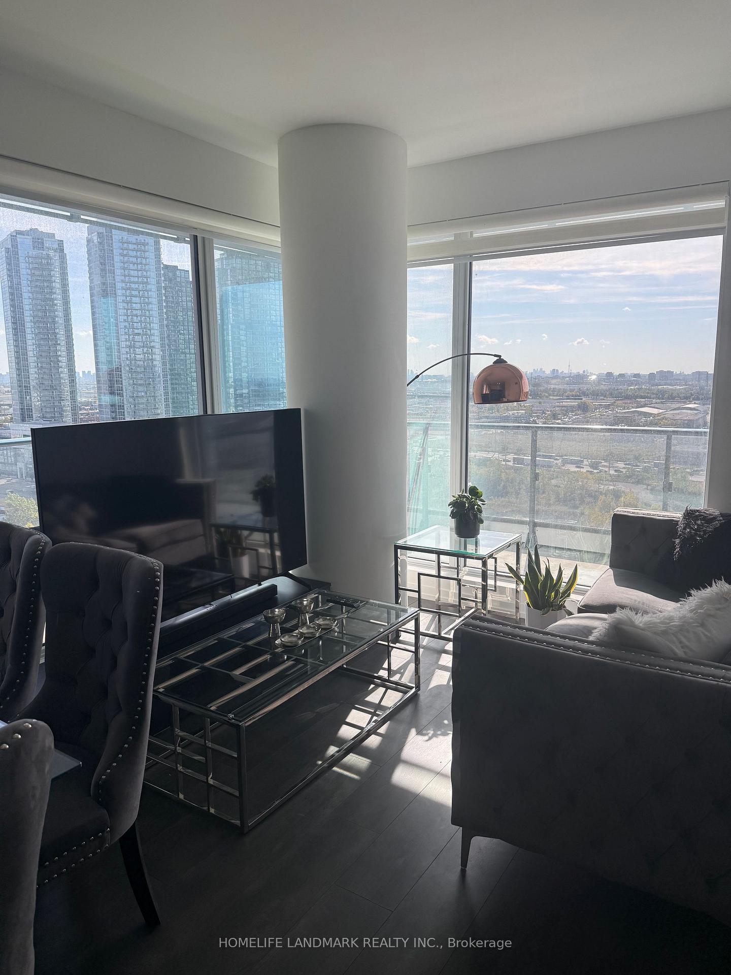 Photo 6 of Unit 1812, 7890 Jane Street, Vaughan, Vaughan Corporate Centre — HOMEH