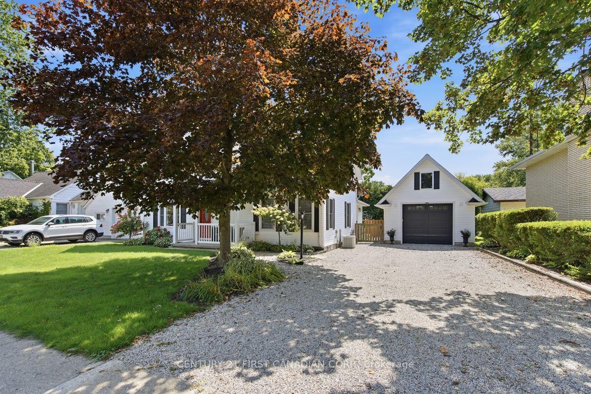 Photo 3 of 212 Main Street, West Elgin, West Lorne — HOMEH