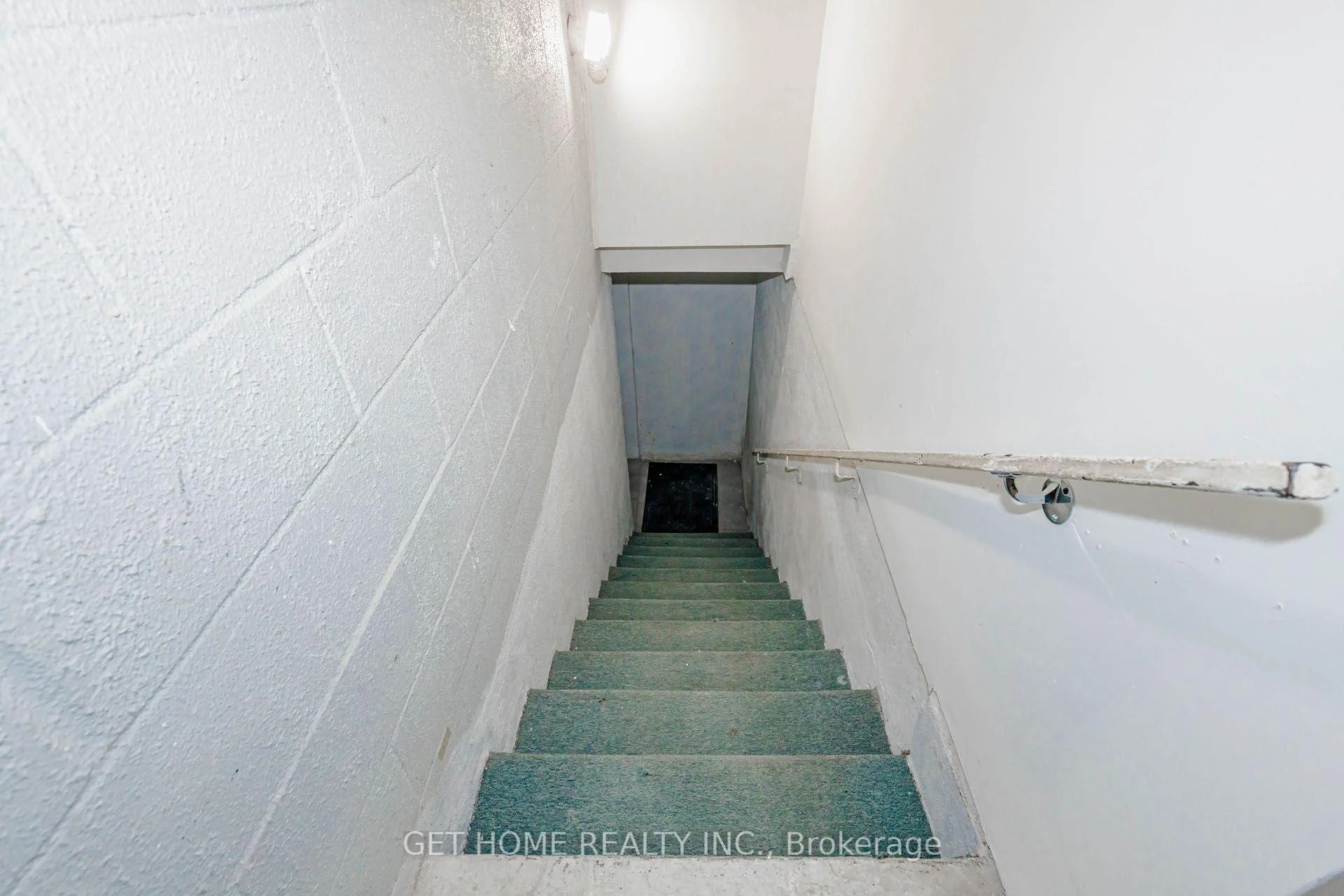Photo 10 of 70 Gardner Place, Vaughan, Maple — HOMEH