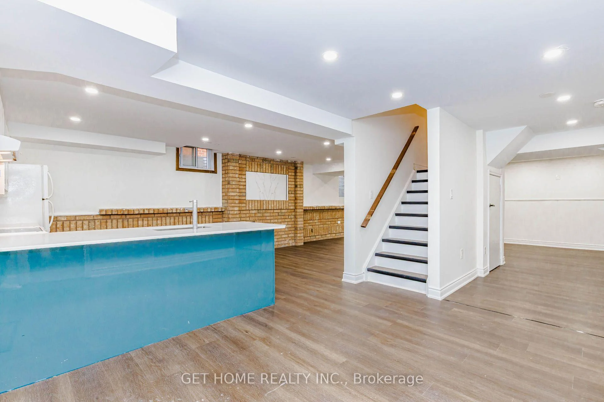 Photo 18 of 70 Gardner Place, Vaughan, Maple — HOMEH