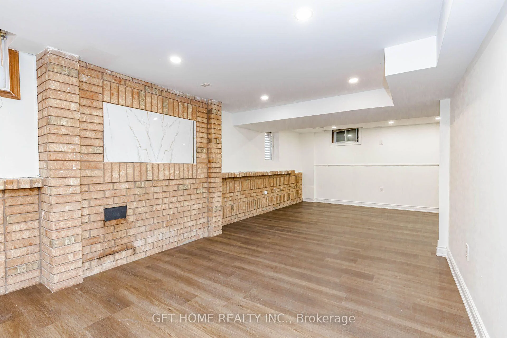 Photo 35 of 70 Gardner Place, Vaughan, Maple — HOMEH