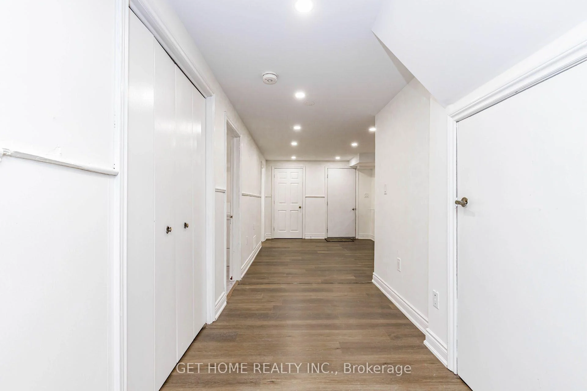 Photo 42 of 70 Gardner Place, Vaughan, Maple — HOMEH
