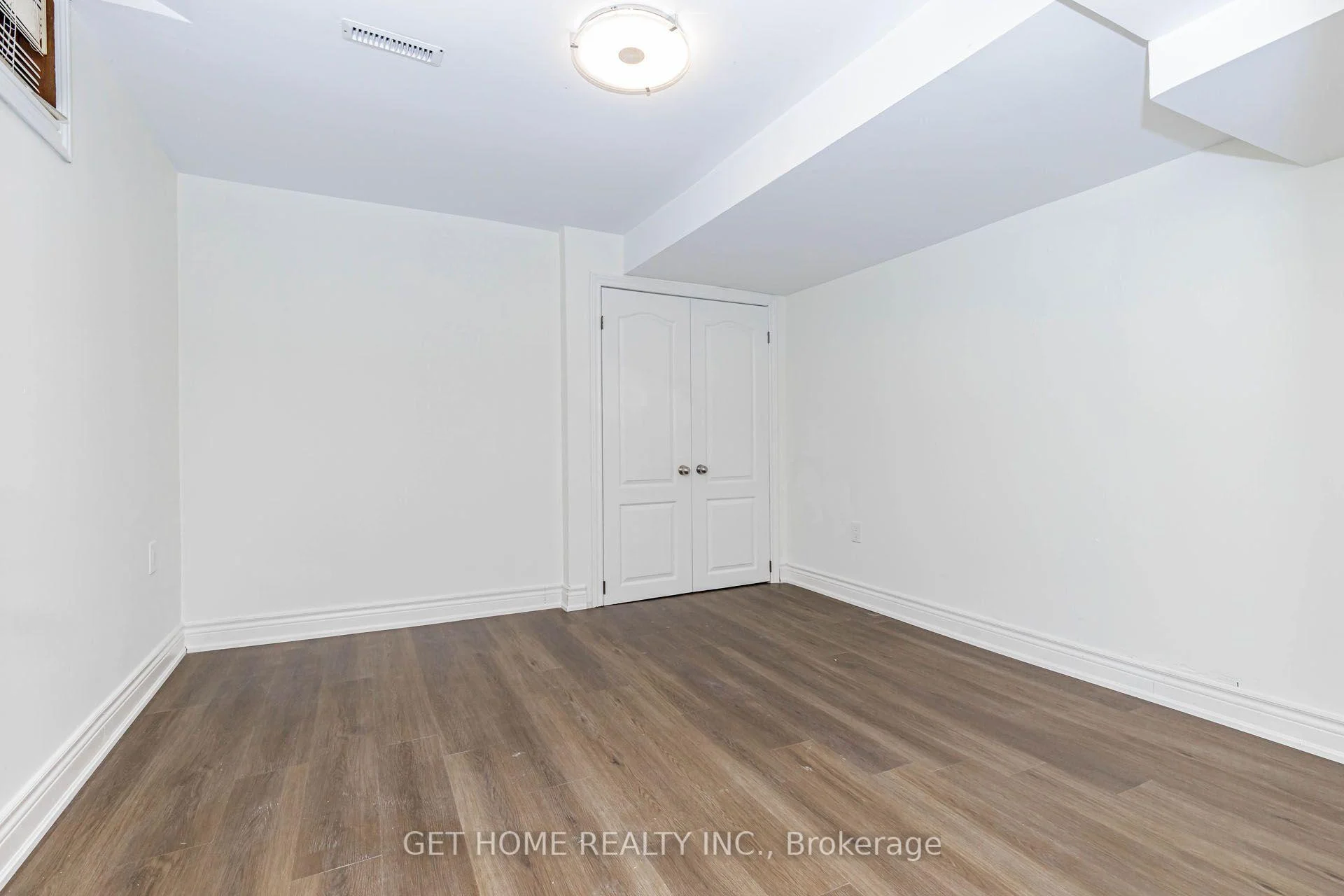 Photo 44 of 70 Gardner Place, Vaughan, Maple — HOMEH