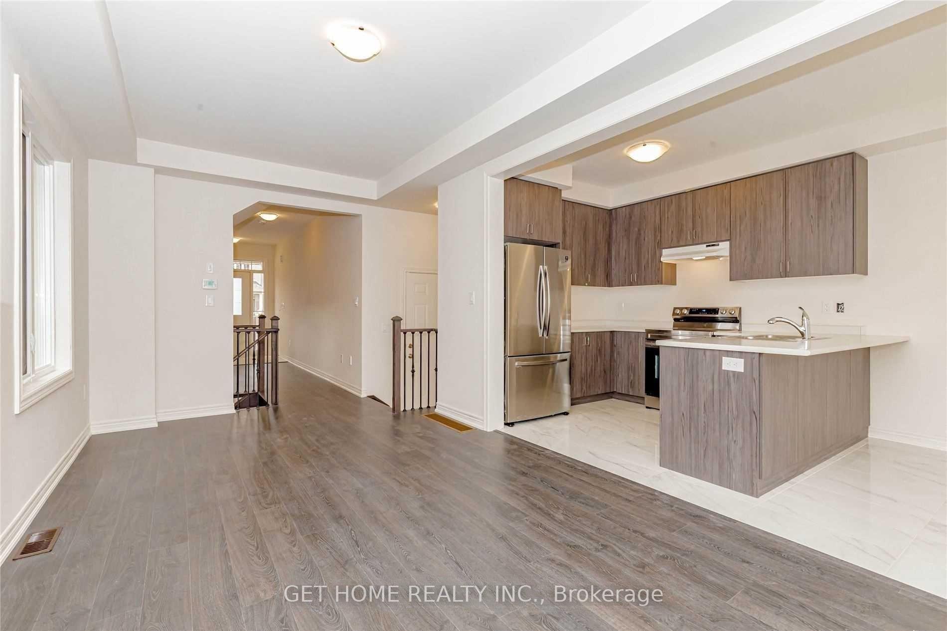 Photo 12 of 83 Westfield Crescent, Hamilton, Waterdown — HOMEH