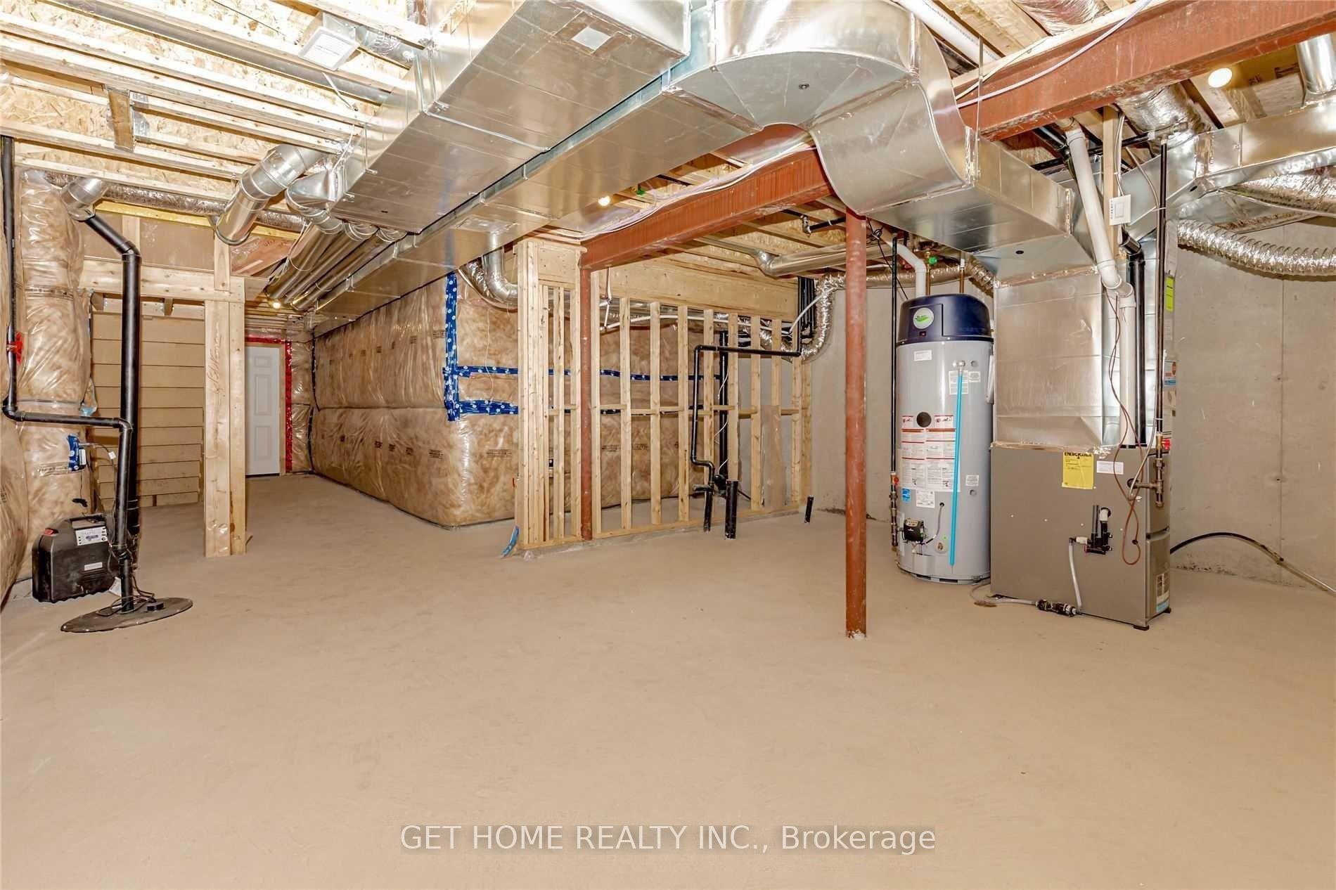 Photo 38 of 83 Westfield Crescent, Hamilton, Waterdown — HOMEH