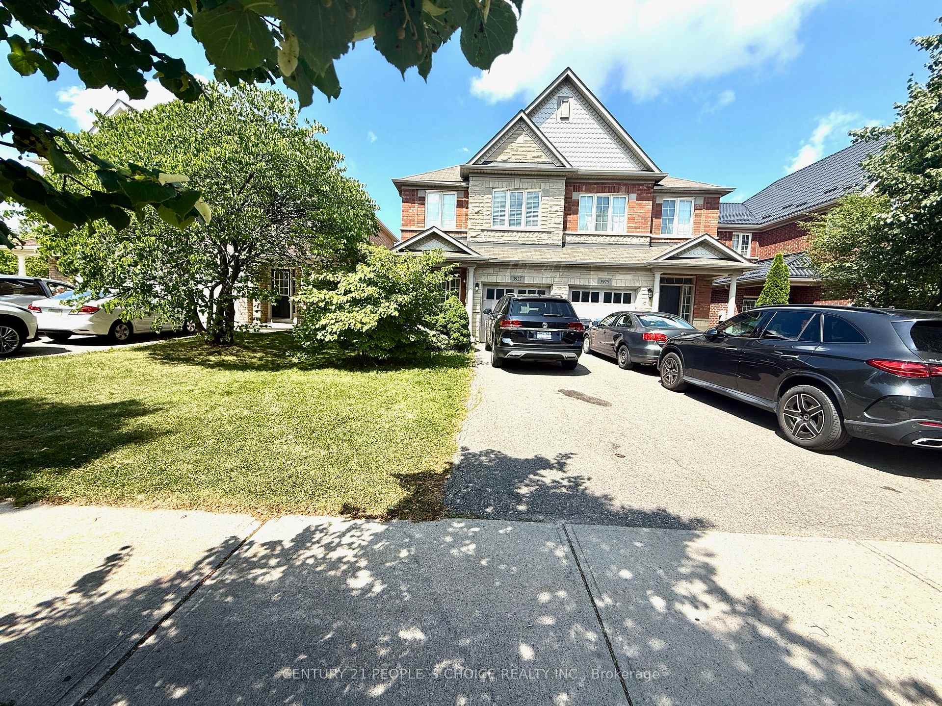 Photo 2 of 3927 Stardust Drive, Mississauga, Churchill Meadows — HOMEH
