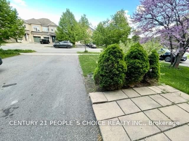 Photo 5 of 3927 Stardust Drive, Mississauga, Churchill Meadows — HOMEH