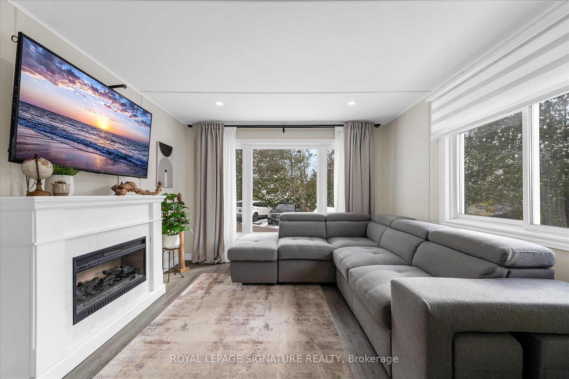 Photo 4 of Unit 40, 1294 8th Concession Road W, Hamilton, Rural Flamborough — HOMEH