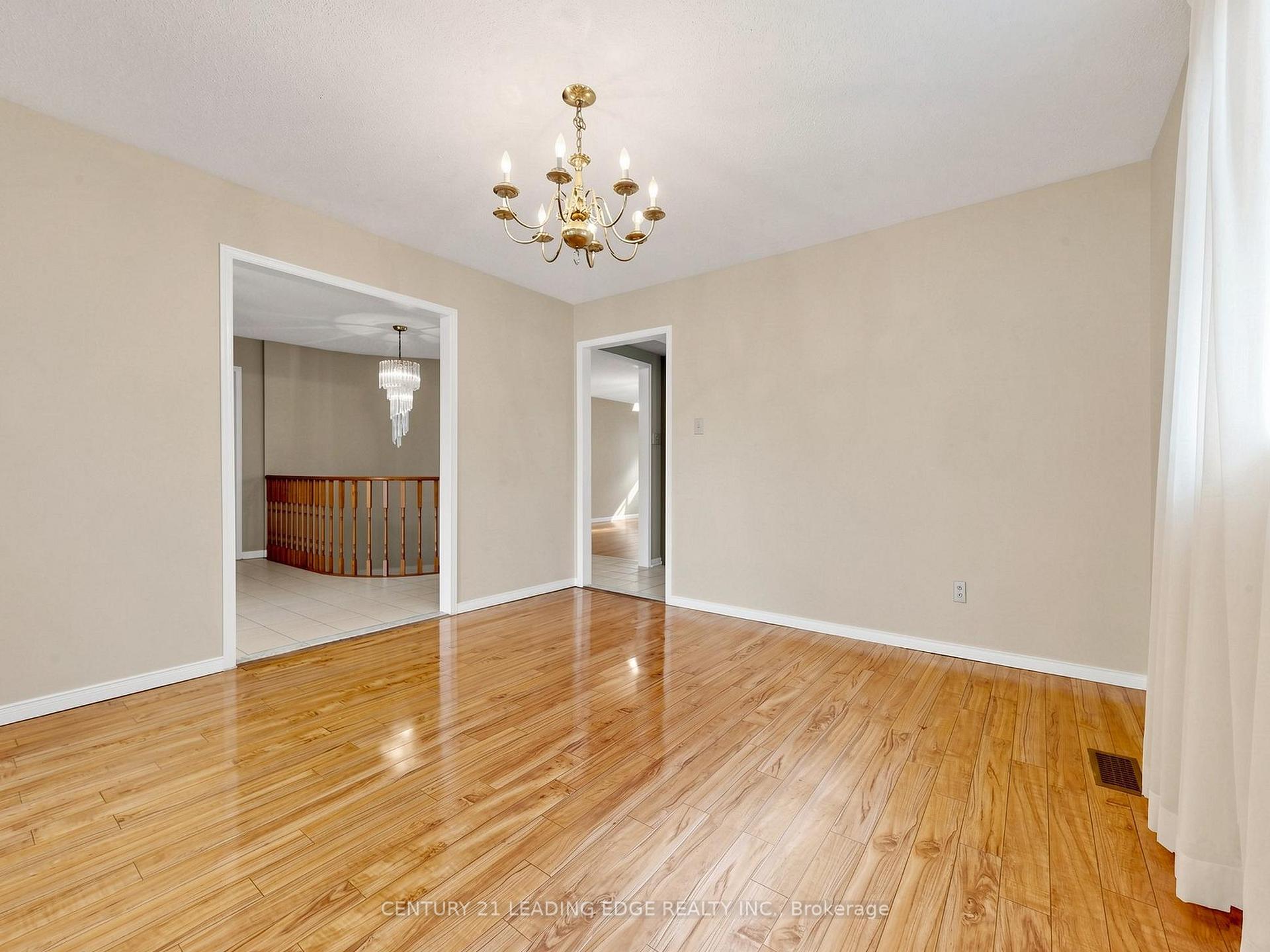 Photo 15 of 9 Coates Crescent, Richmond Hill, Oak Ridges Lake Wilcox — HOMEH