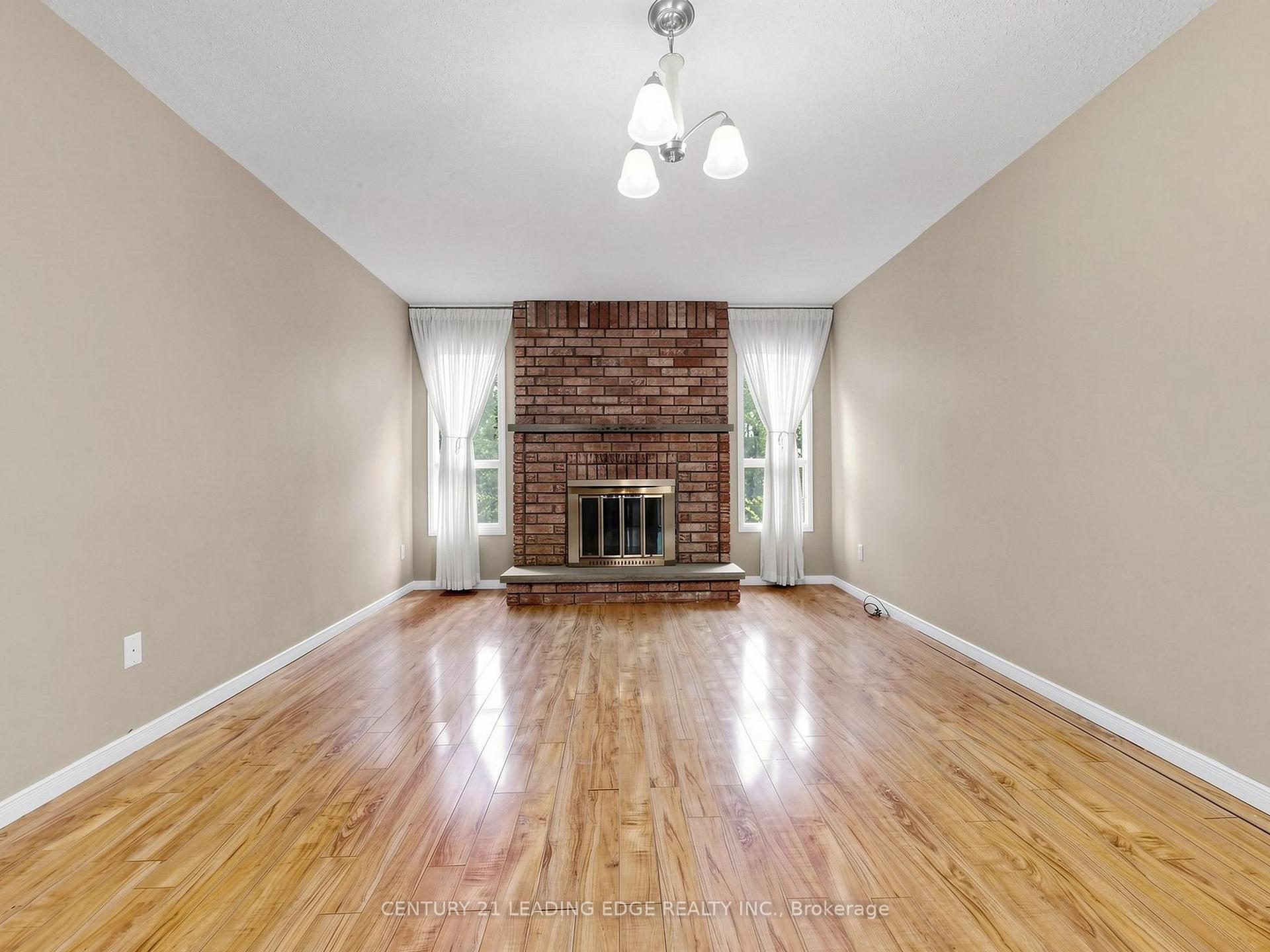 Photo 21 of 9 Coates Crescent, Richmond Hill, Oak Ridges Lake Wilcox — HOMEH