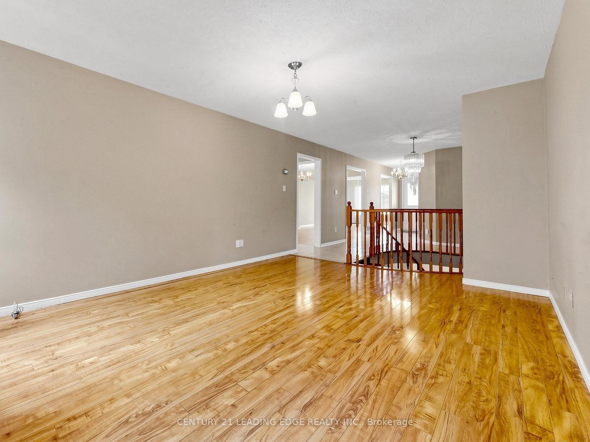 Photo 23 of 9 Coates Crescent, Richmond Hill, Oak Ridges Lake Wilcox — HOMEH