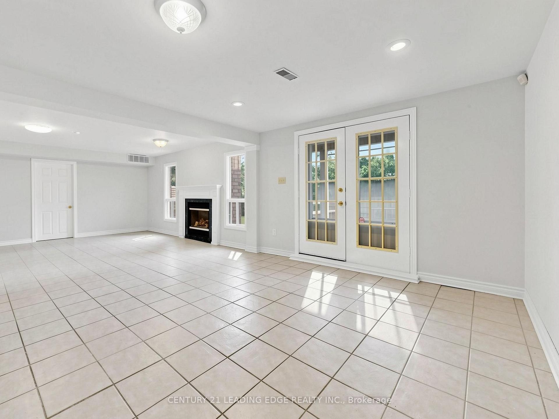 Photo 69 of 9 Coates Crescent, Richmond Hill, Oak Ridges Lake Wilcox — HOMEH