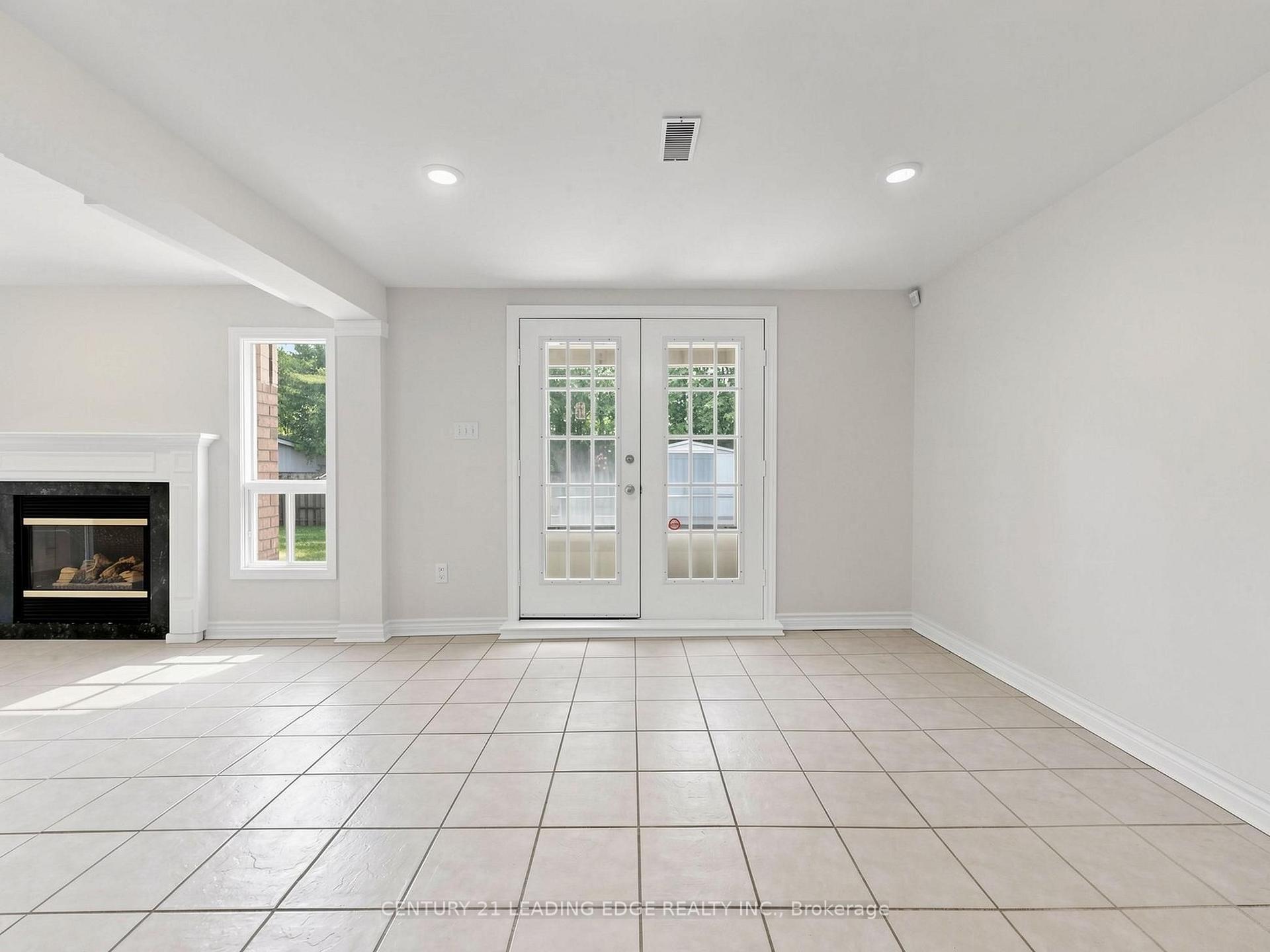 Photo 71 of 9 Coates Crescent, Richmond Hill, Oak Ridges Lake Wilcox — HOMEH