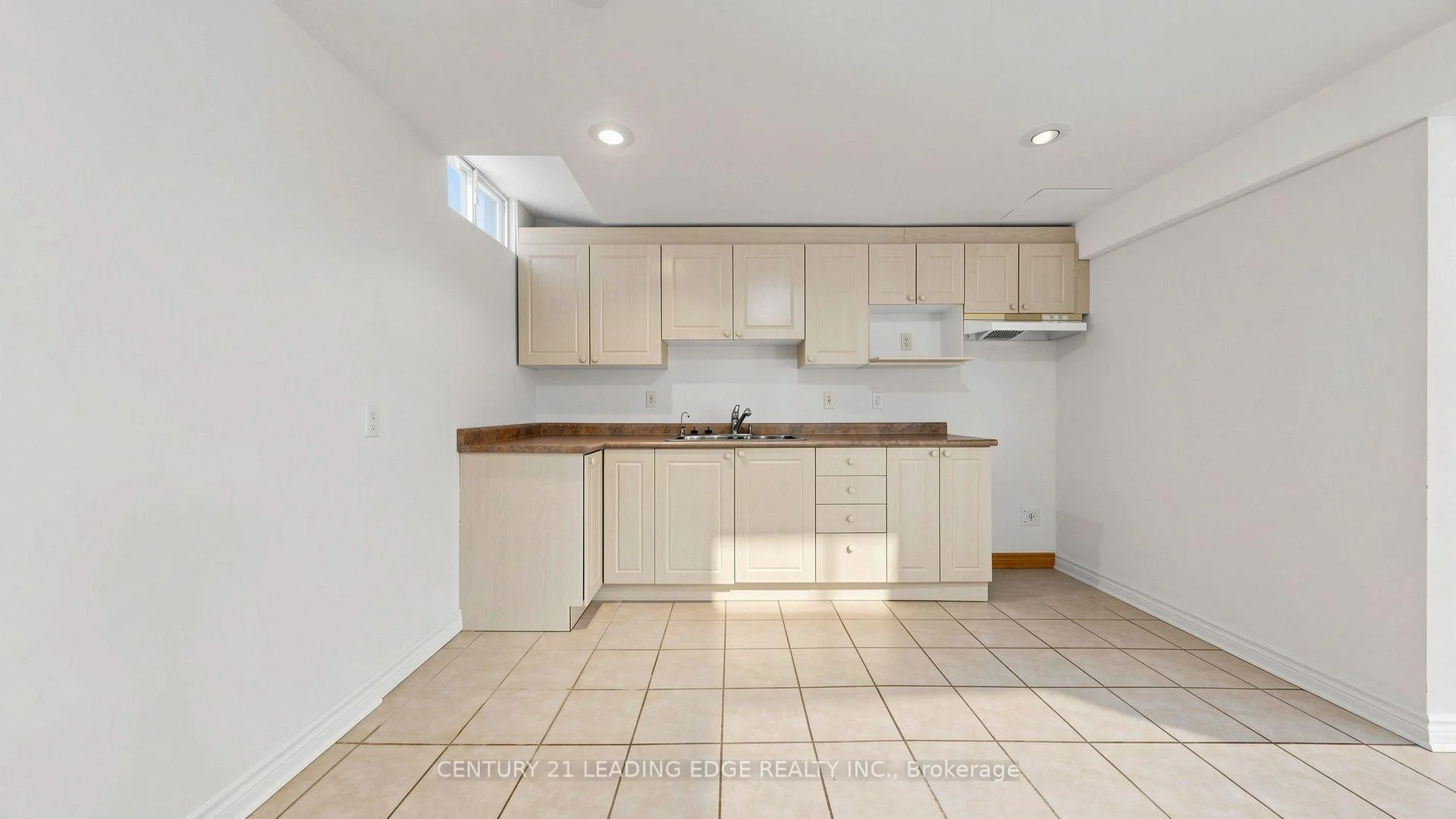 Photo 80 of 9 Coates Crescent, Richmond Hill, Oak Ridges Lake Wilcox — HOMEH