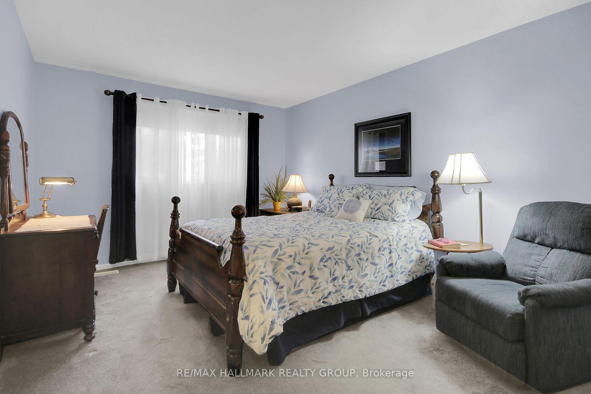 Photo 22 of 56 Foxleigh Crescent, Ottawa, Kanata - Bridlewood — HOMEH