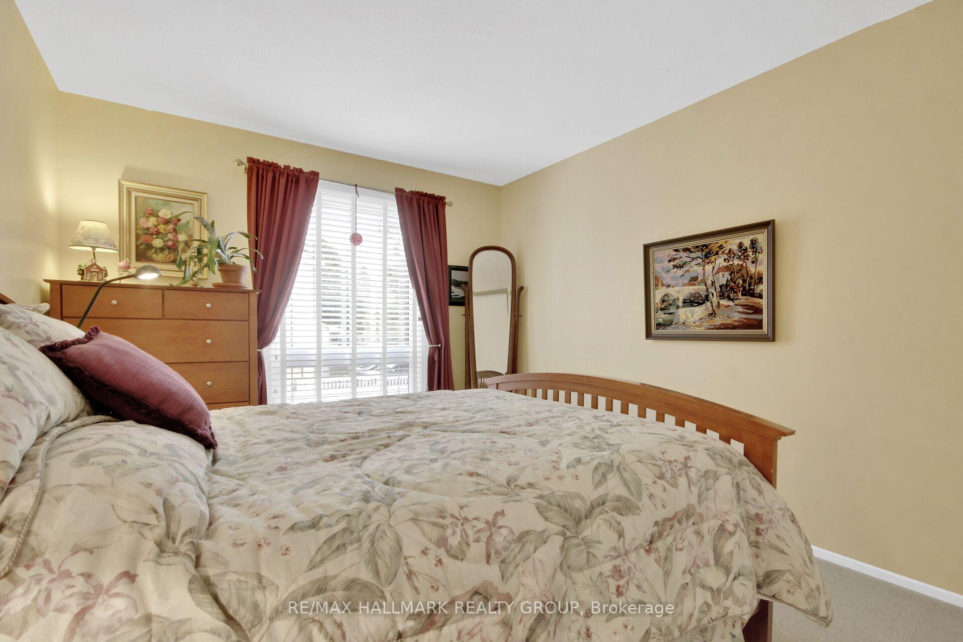 Photo 28 of 56 Foxleigh Crescent, Ottawa, Kanata - Bridlewood — HOMEH