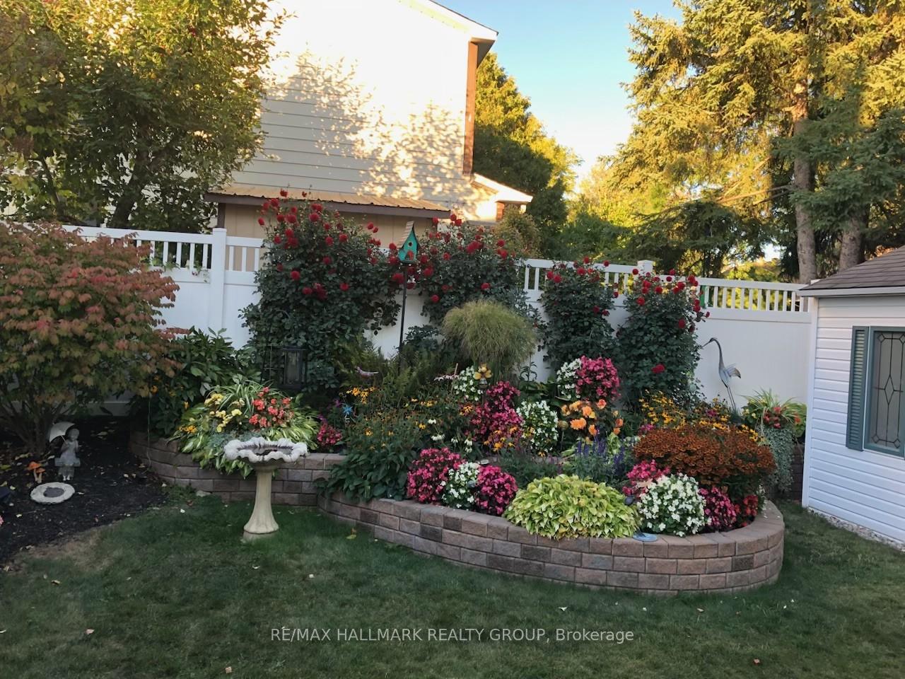 Photo 48 of 56 Foxleigh Crescent, Ottawa, Kanata - Bridlewood — HOMEH