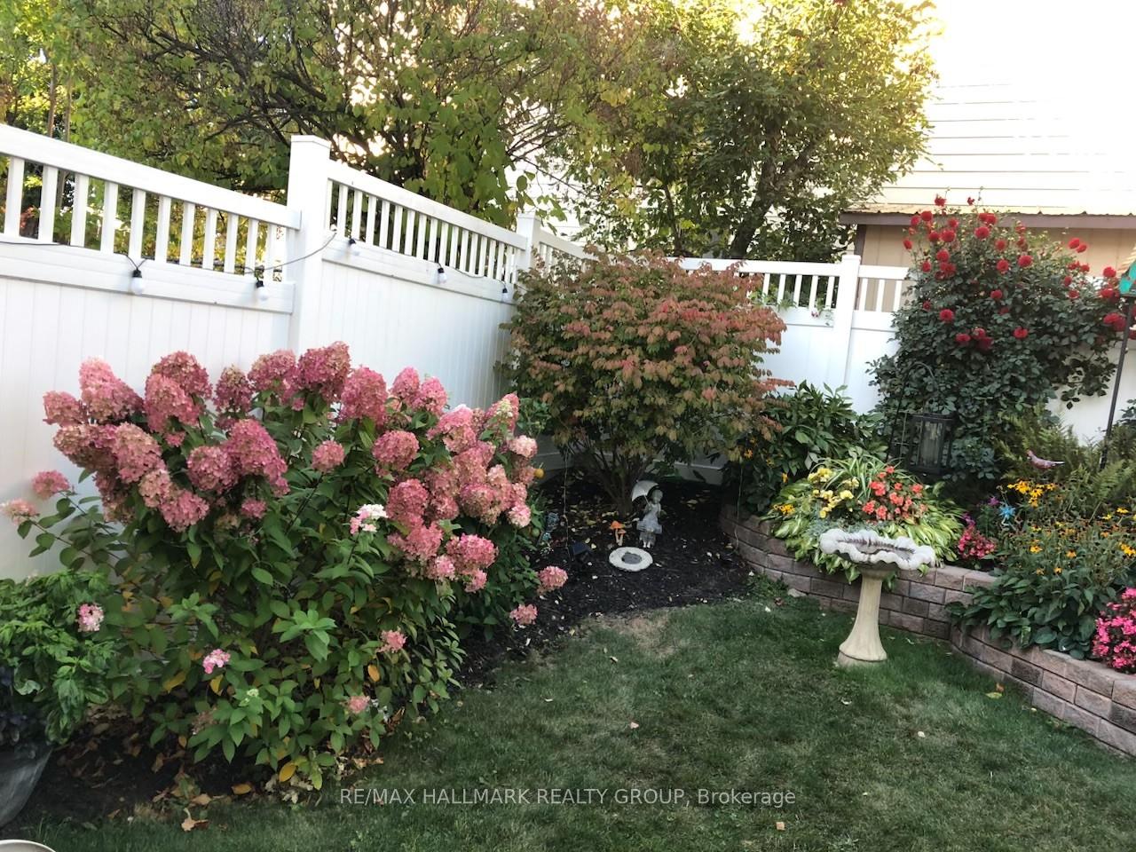 Photo 49 of 56 Foxleigh Crescent, Ottawa, Kanata - Bridlewood — HOMEH