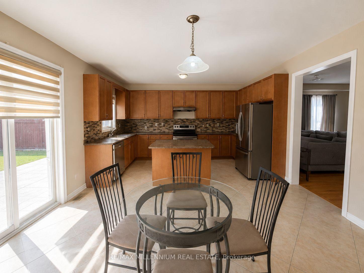 Photo 4 of 192 Thorndale Road, Brampton, Bram East — HOMEH