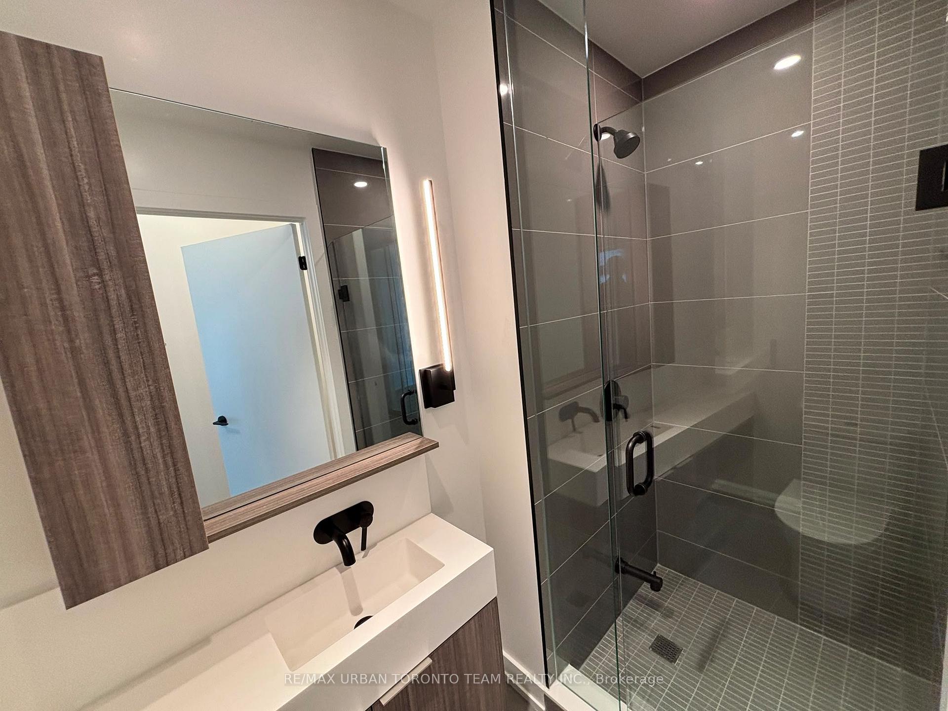 Photo 6 of Unit 3007, 127 Broadway Avenue, Toronto, Mount Pleasant West — HOMEH