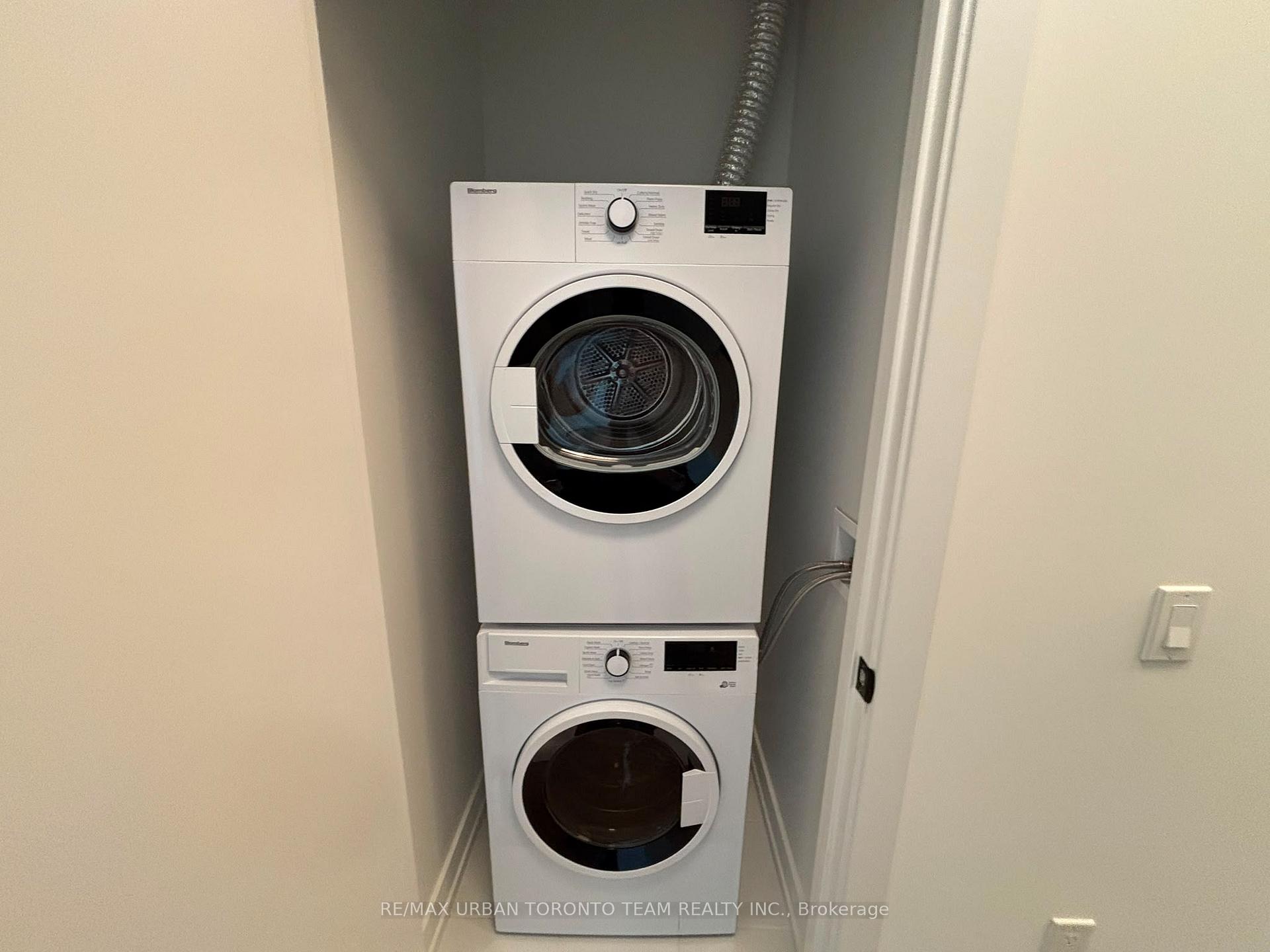 Photo 11 of Unit 3007, 127 Broadway Avenue, Toronto, Mount Pleasant West — HOMEH