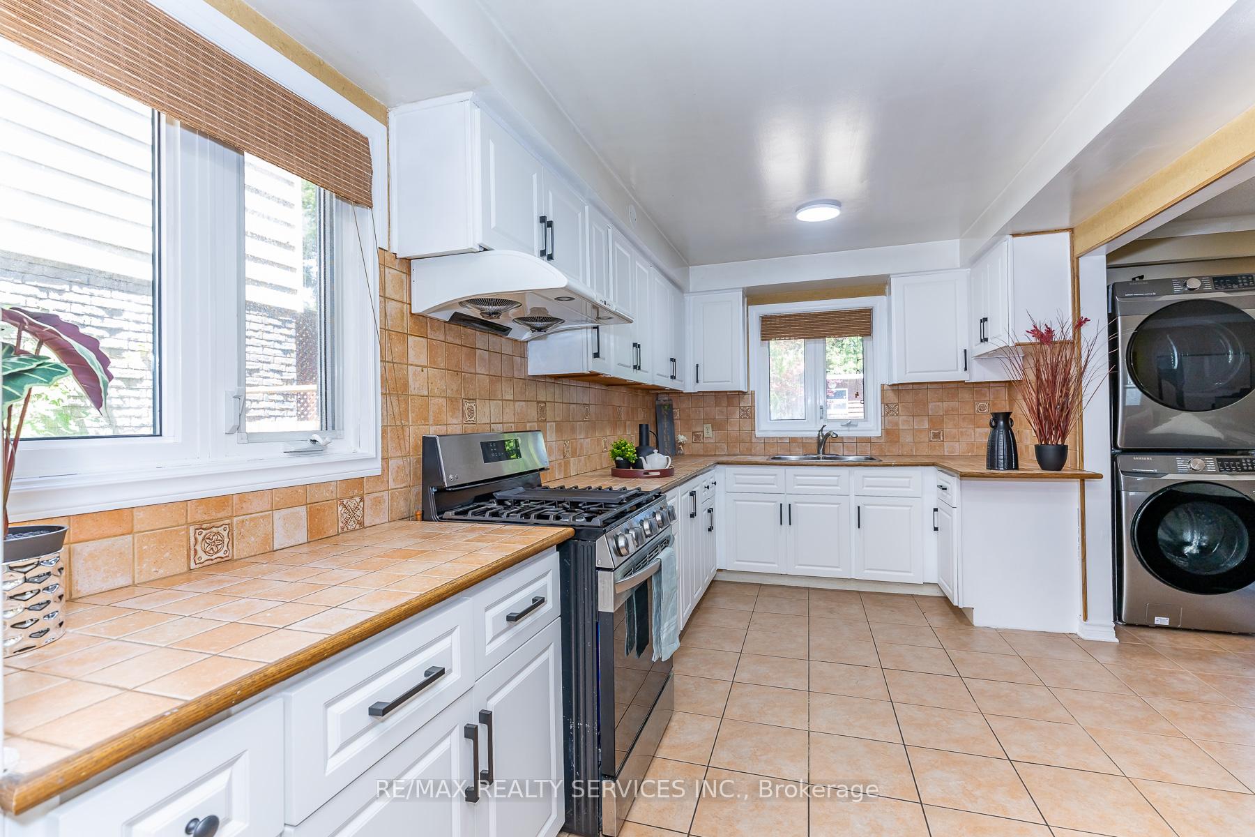 Photo 7 of 1217 Gloucester Square, Pickering, Liverpool — HOMEH