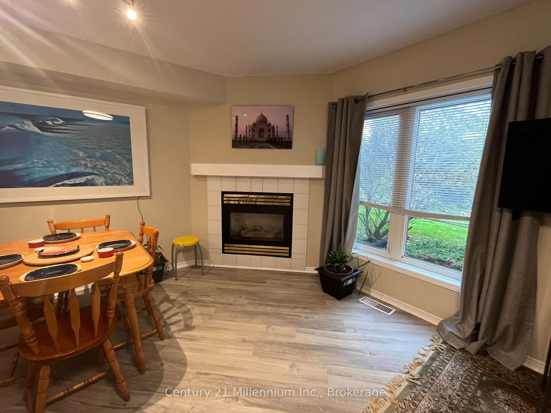 Photo 17 of 706 Johnston Park Avenue, Collingwood — HOMEH
