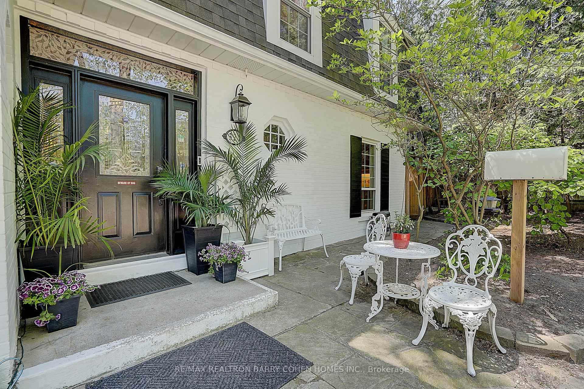 Photo 5 of 321 Lawrence Avenue E, North York, Bridle Path-Sunnybrook-York Mills — HOMEH