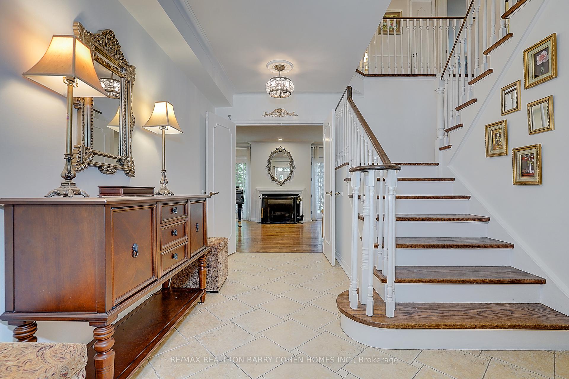 Photo 8 of 321 Lawrence Avenue E, North York, Bridle Path-Sunnybrook-York Mills — HOMEH
