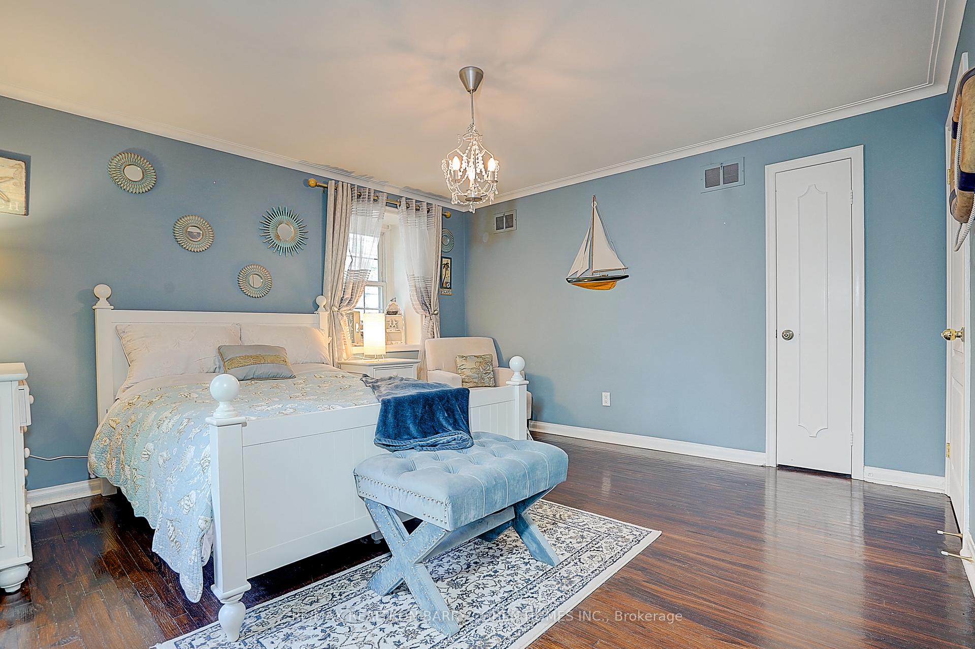 Photo 29 of 321 Lawrence Avenue E, North York, Bridle Path-Sunnybrook-York Mills — HOMEH