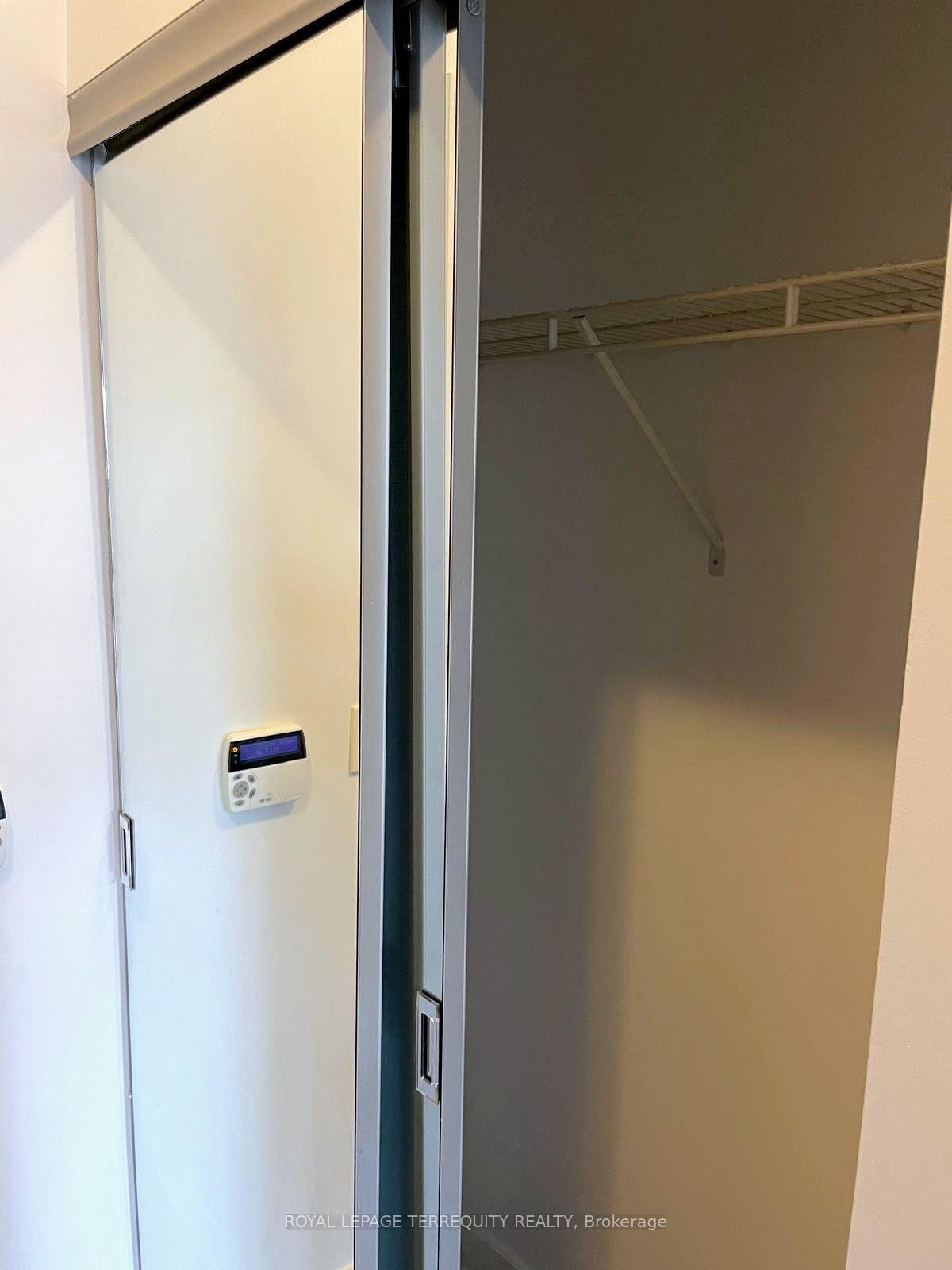 Photo 7 of Unit 503, 20 Shore Breeze Drive, Etobicoke, Mimico — HOMEH