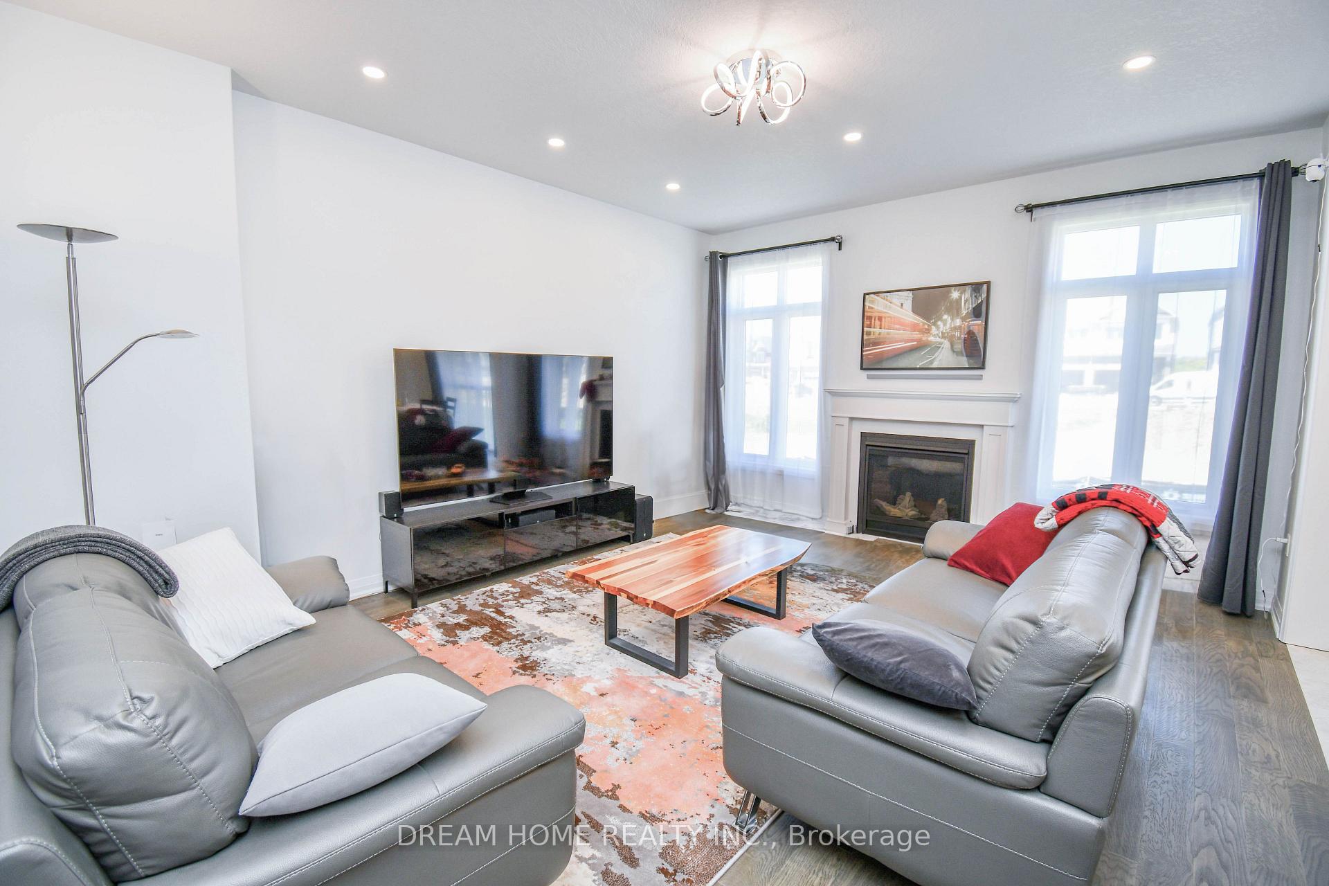 Photo 13 of 9 Copperhill Heights, Barrie, Rural Barrie Southeast — HOMEH