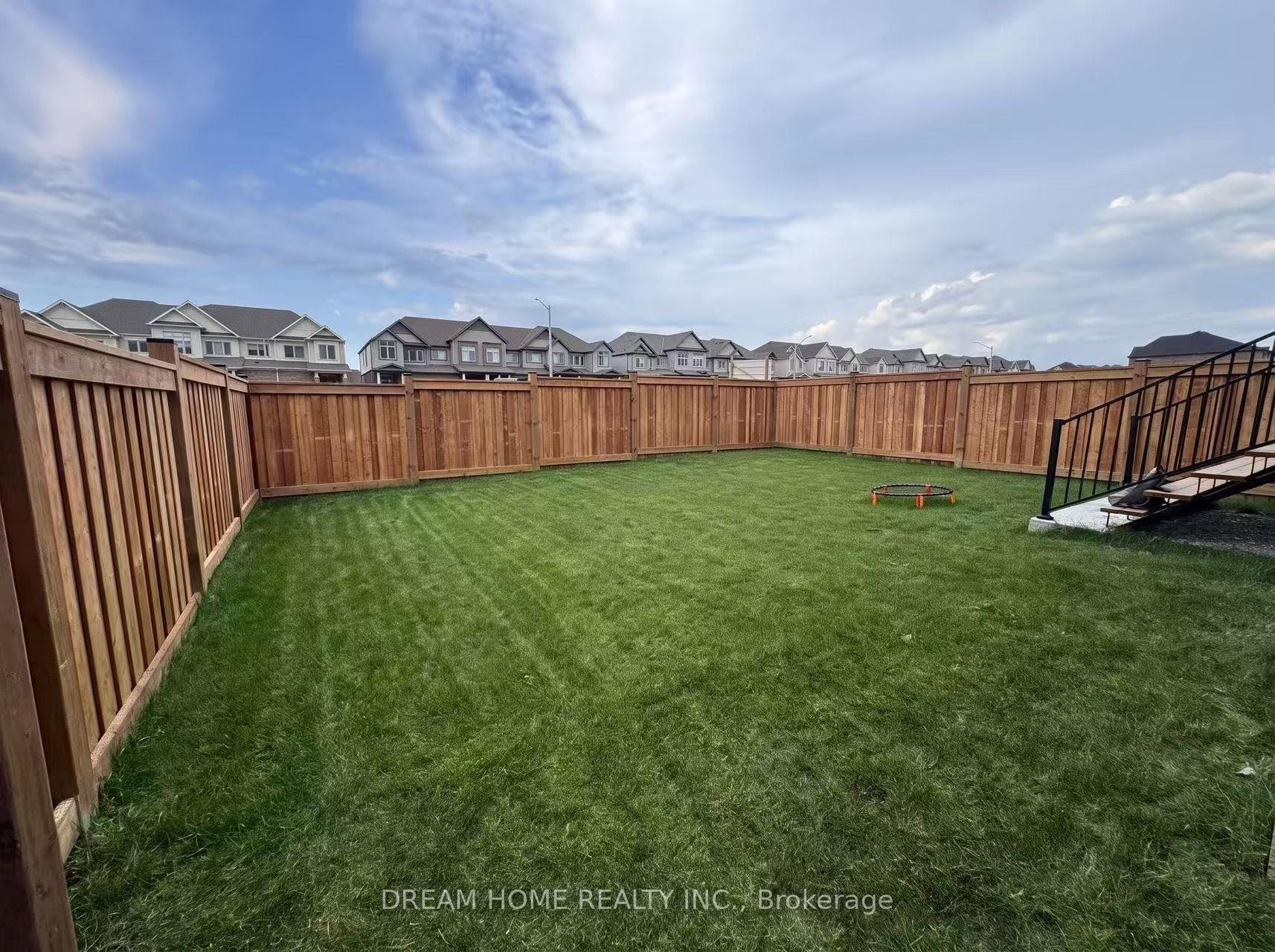 Photo 49 of 9 Copperhill Heights, Barrie, Rural Barrie Southeast — HOMEH
