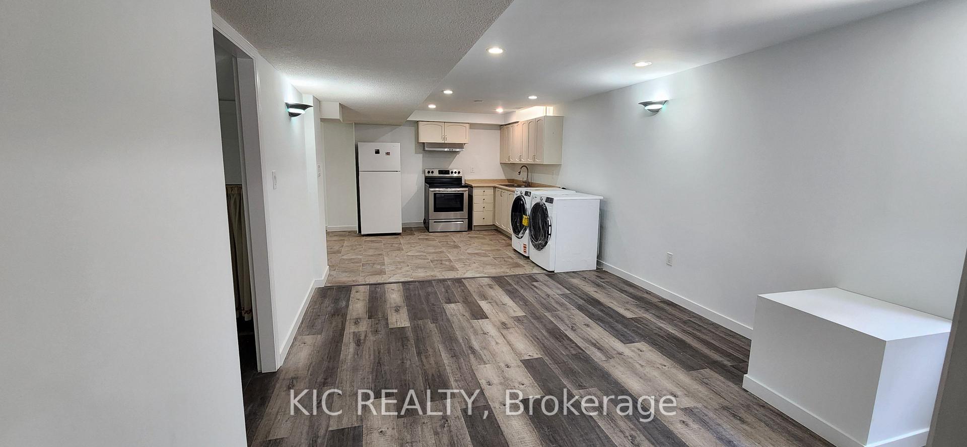 Photo 10 of 618 Ponting Place, Newmarket, Armitage — HOMEH