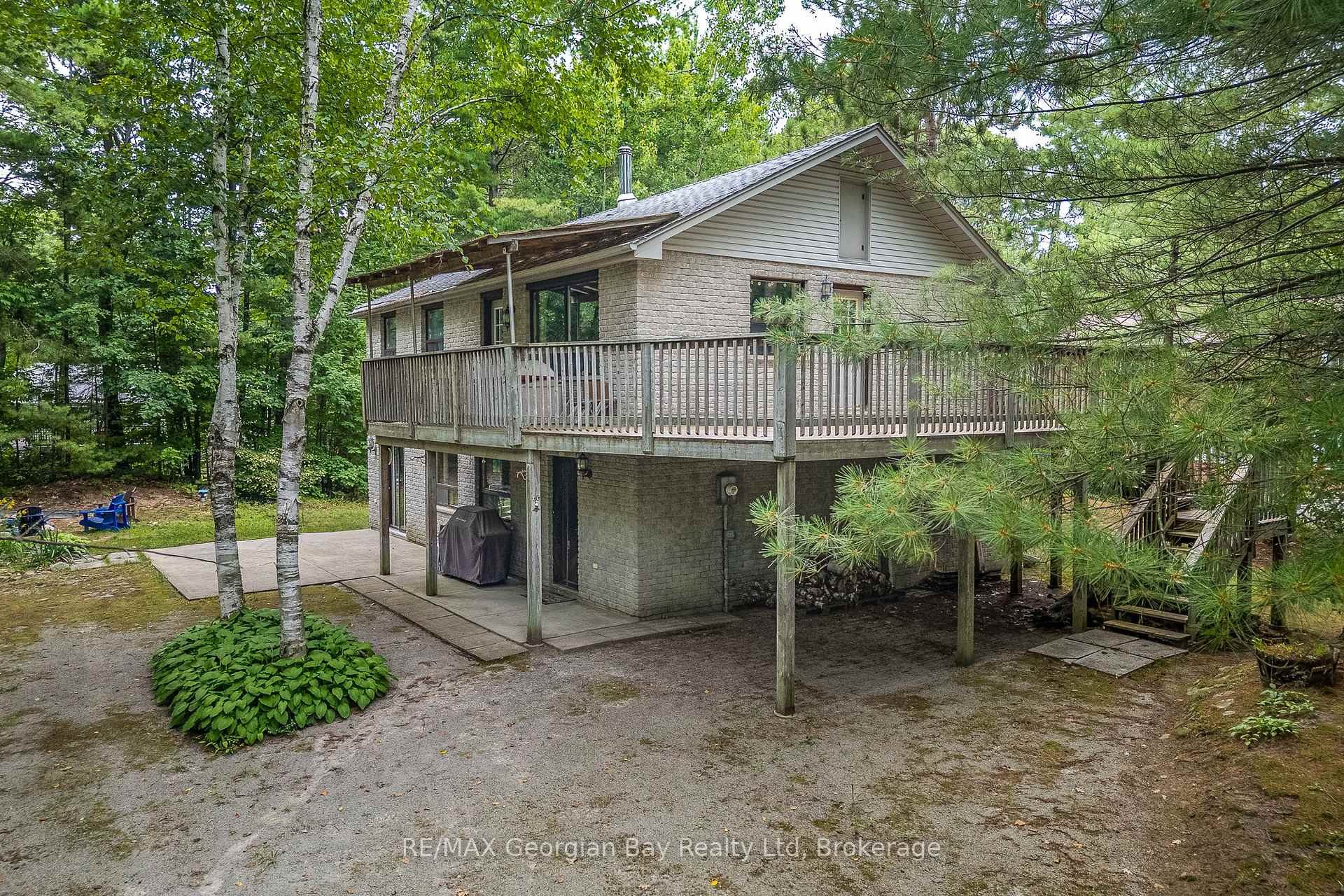 Photo 4 of 754 Lafontaine Road W, Tiny, Rural Tiny — HOMEH