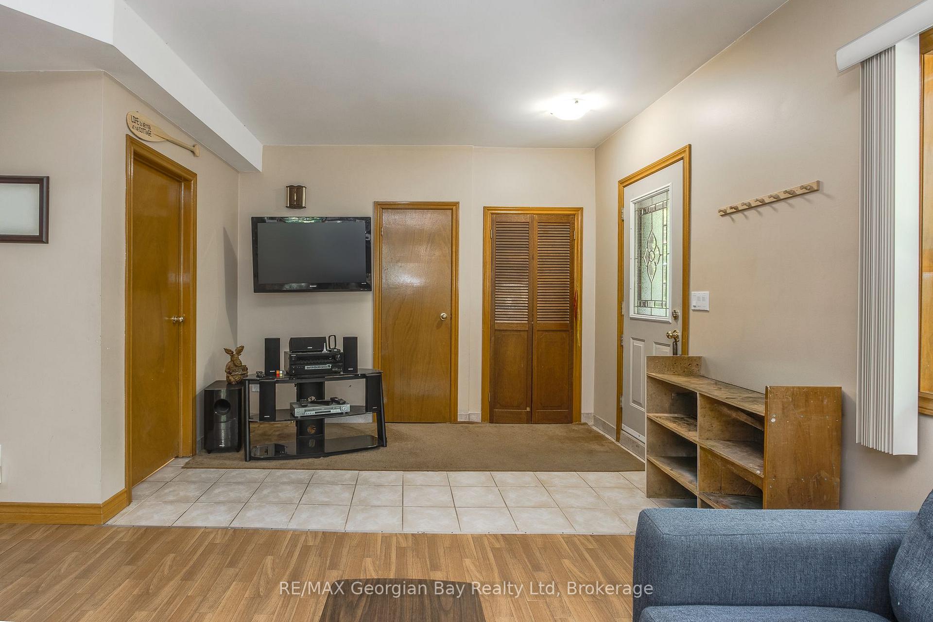 Photo 13 of 754 Lafontaine Road W, Tiny, Rural Tiny — HOMEH