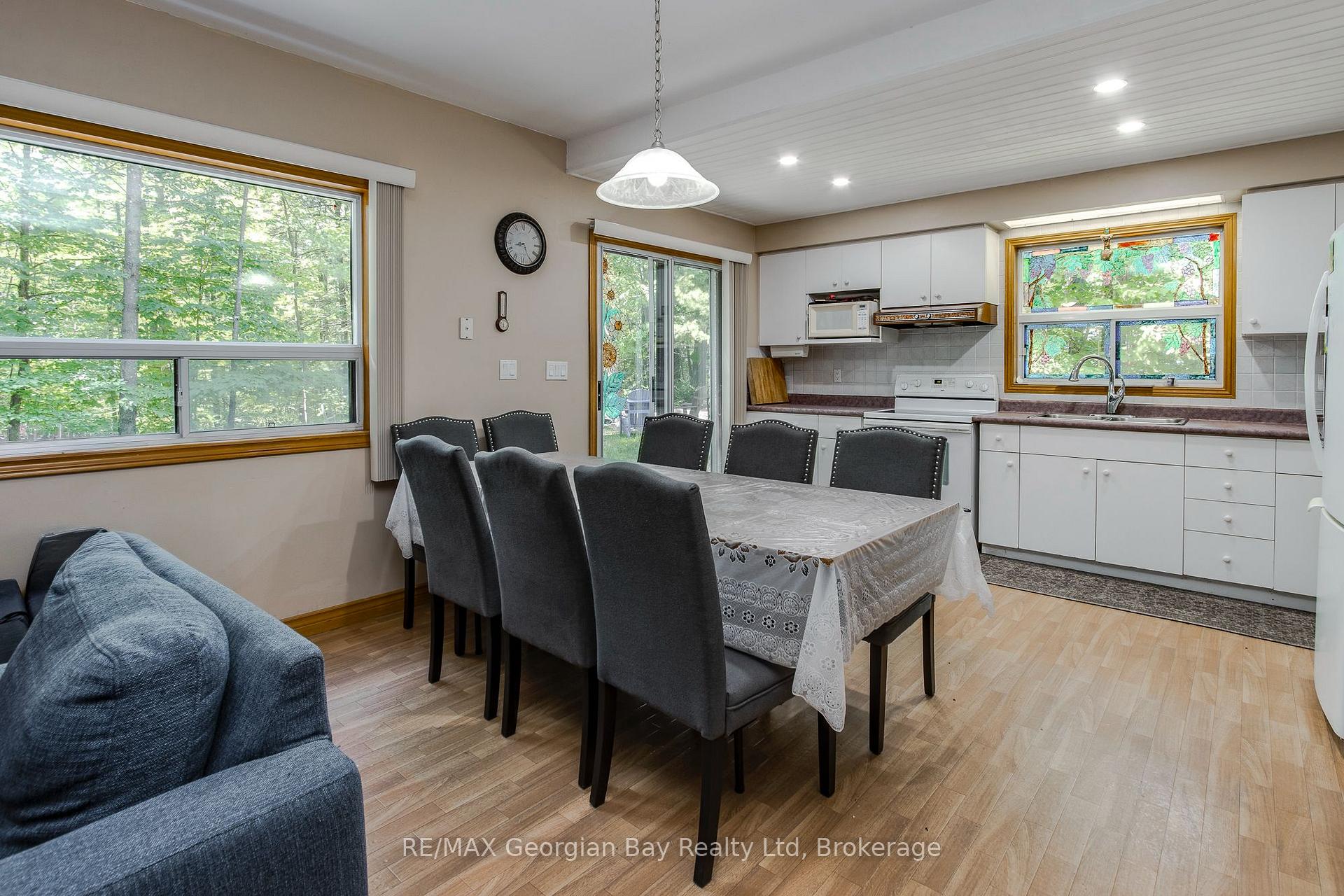 Photo 19 of 754 Lafontaine Road W, Tiny, Rural Tiny — HOMEH