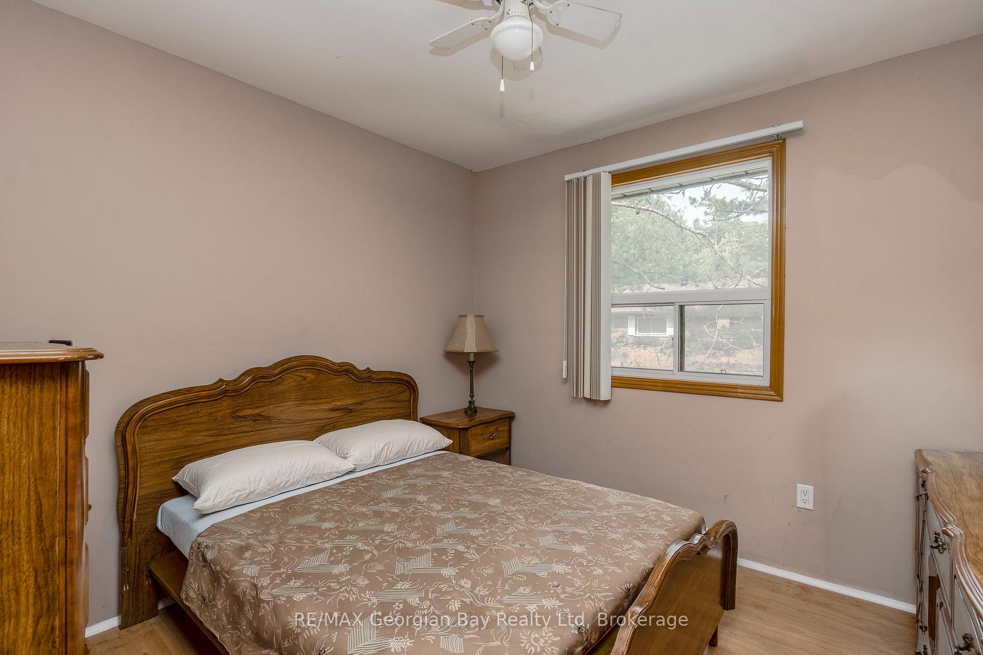 Photo 25 of 754 Lafontaine Road W, Tiny, Rural Tiny — HOMEH