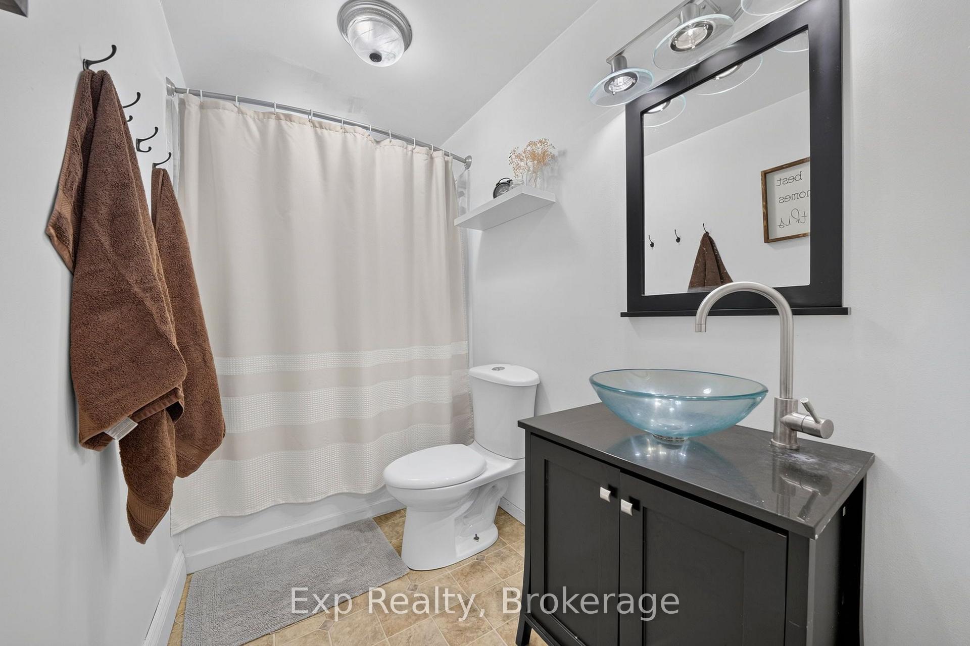 Photo 12 of 1901 Hollowview Road, Centre Hastings — HOMEH