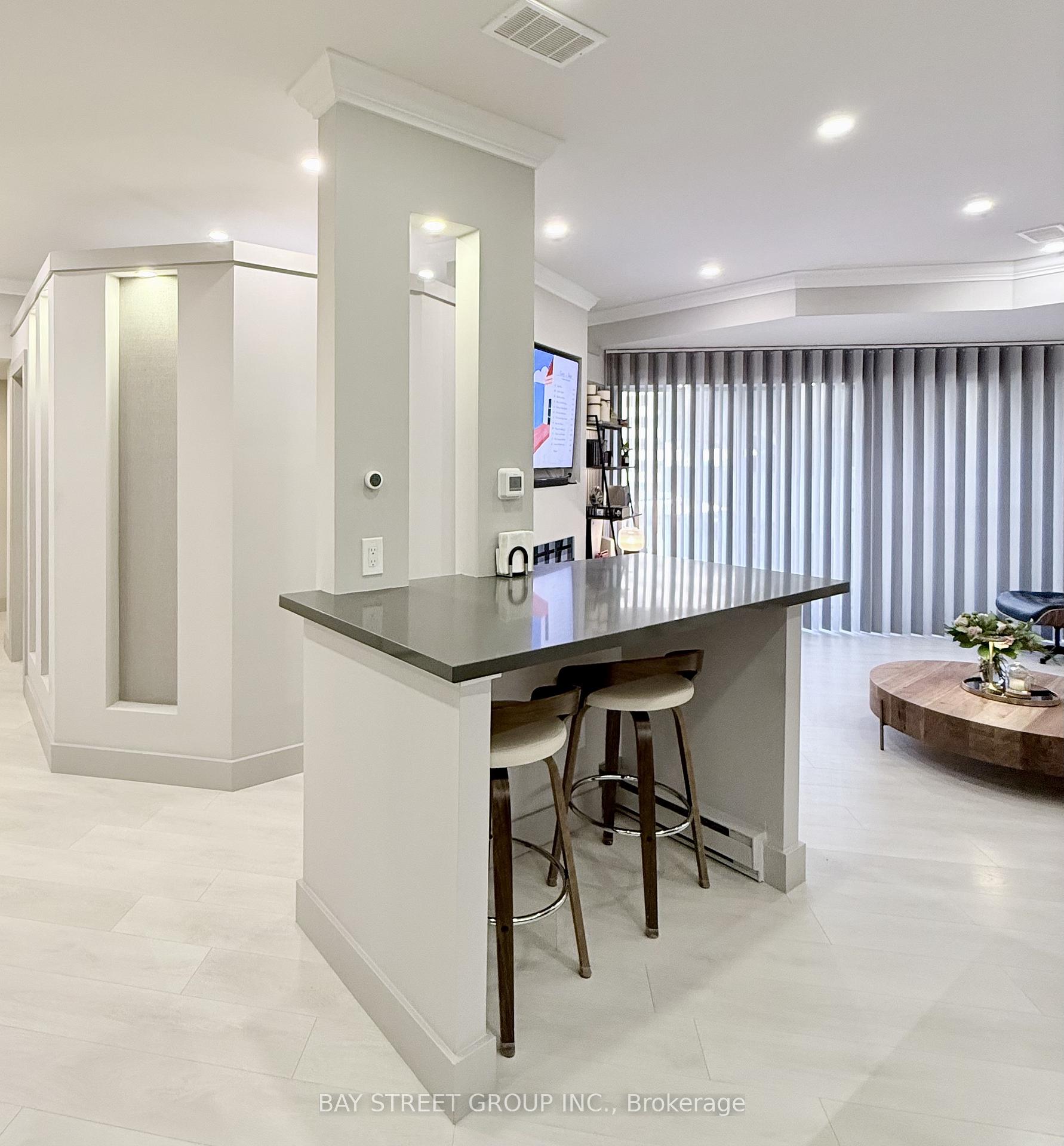 Photo 9 of Unit 606, 55 Harbour Square, Toronto, Waterfront Communities — HOMEH