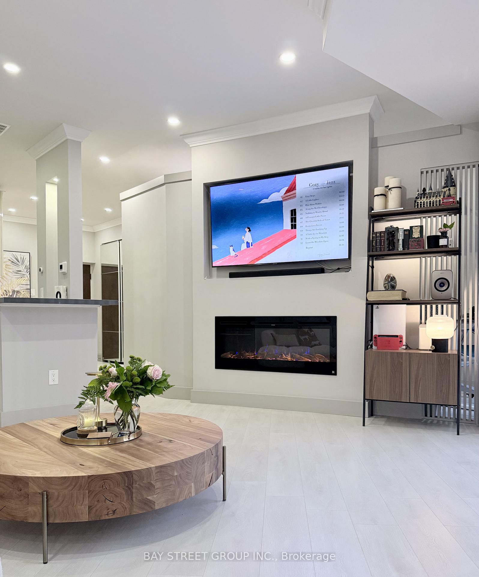 Photo 12 of Unit 606, 55 Harbour Square, Toronto, Waterfront Communities — HOMEH