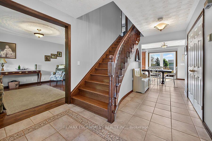 Photo 5 of 2265 Binbrook Road, Hamilton, Binbrook — HOMEH