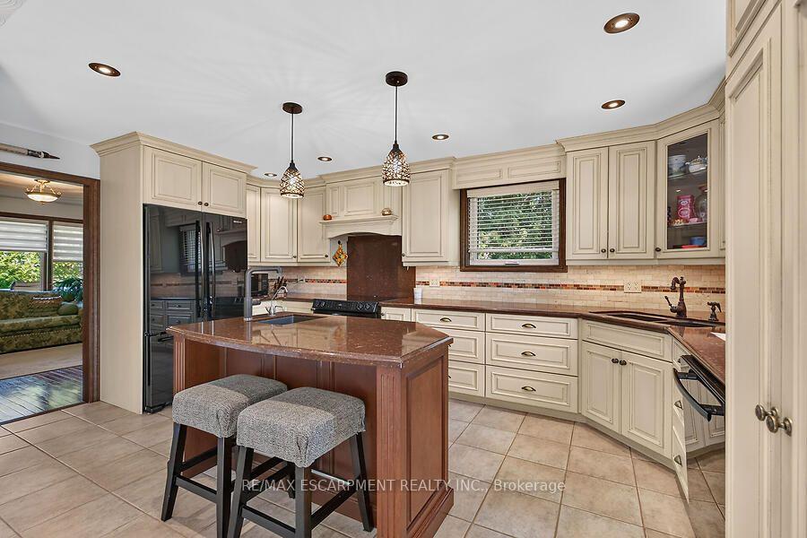 Photo 7 of 2265 Binbrook Road, Hamilton, Binbrook — HOMEH