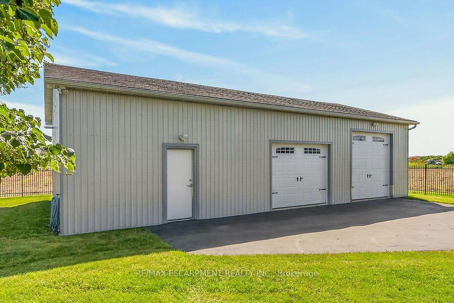 Photo 32 of 2265 Binbrook Road, Hamilton, Binbrook — HOMEH