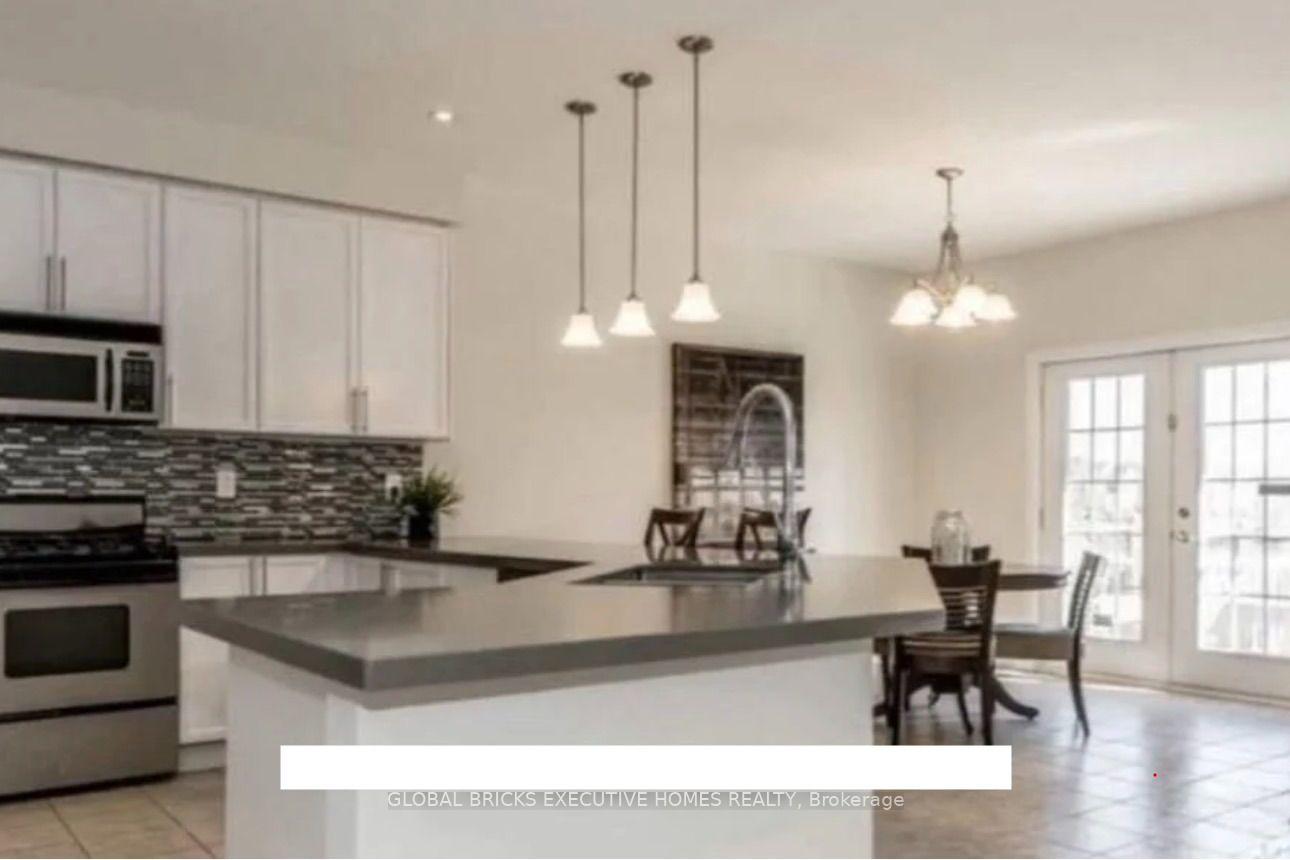Photo 4 of 5847 Summerside Drive, Mississauga, Churchill Meadows — HOMEH